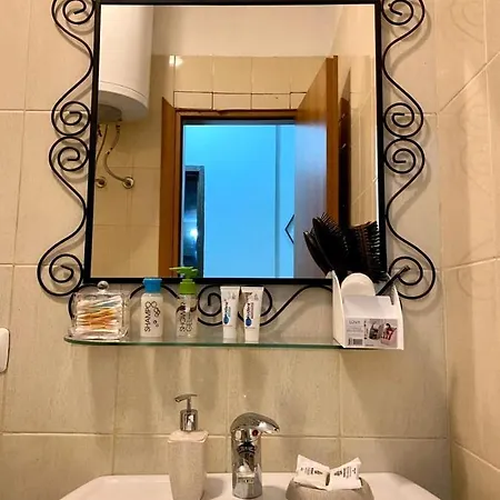 Chlo 1 * טיראנה