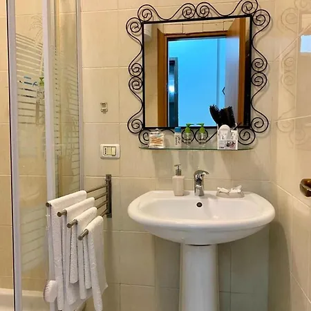 Chlo 1 דירה טיראנה